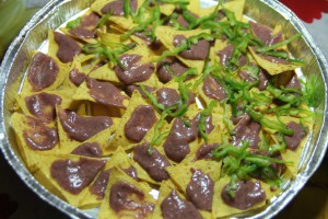 nachos al formaggio e peperoncino