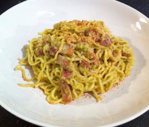 tagliolini al pesto di verza e noci