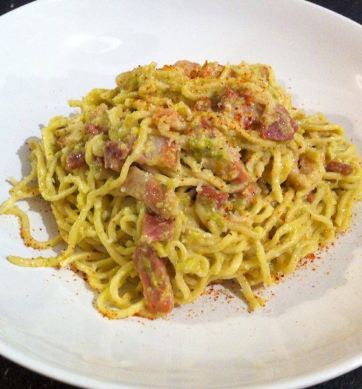 tagliolini al pesto di verza e noci