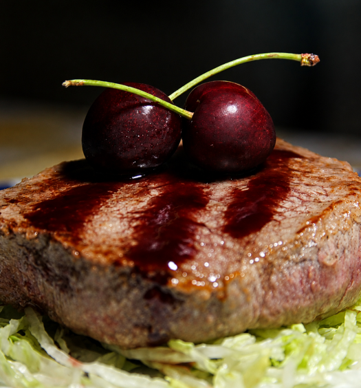 filetto bue rosso con salsa di ciliegie